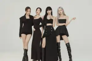 LISA Says She Still Wants to Be in BLACKPINK “If I’m 50”