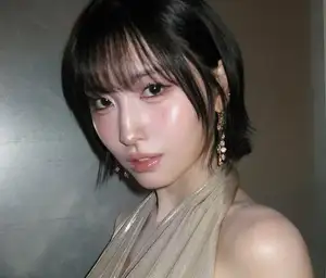 TWICE・モモ“横から丸見え”衣装に騒然…止まらぬ“肌露出”＆「目でか!!」AdoがTVで素顔解禁後に17歳顔出しNG歌手が「私は顔出ししたくない」【2026年夏休み“アーティスト”記事TOP2】｜概要｜ニュース