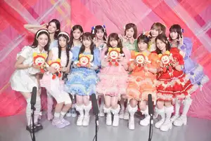 ILLITとCUTIE STREETが‟かわいすぎる”コラボで意気投合!うまく歌うコツをお互いに伝授『2026 FNS歌謡祭 夏』めざましインタビュー