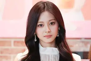 Tzuyu (TWICE) speaks out amid rumors of leaving JYP and joining a Chinese company