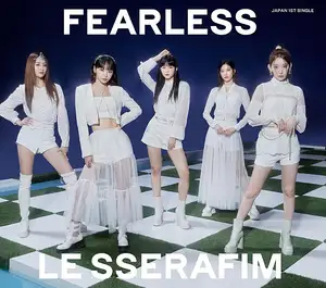 LE SSERAFIM、日本1stシングル『FEARLESS』全形態アートワーク&封入特典を含むパックショット公開