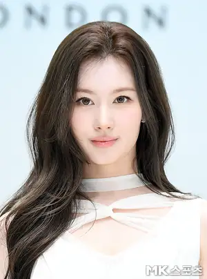 TWICE Sana is attending a perfume brand event held in Seongsu-dong, Seoul on the 13th.